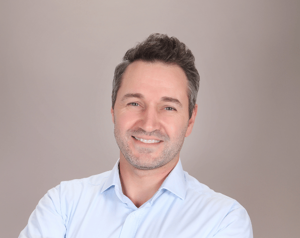 Vullnet Veliaj, Founder and CEO of Influneti Digital Marketing Agency
